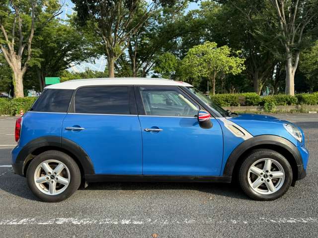 MINI Crossover 9
