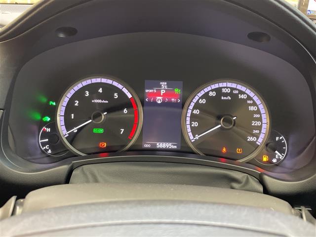 Lexus NX 8