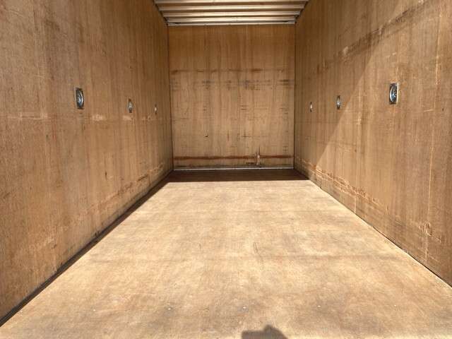 Isuzu Elf 12