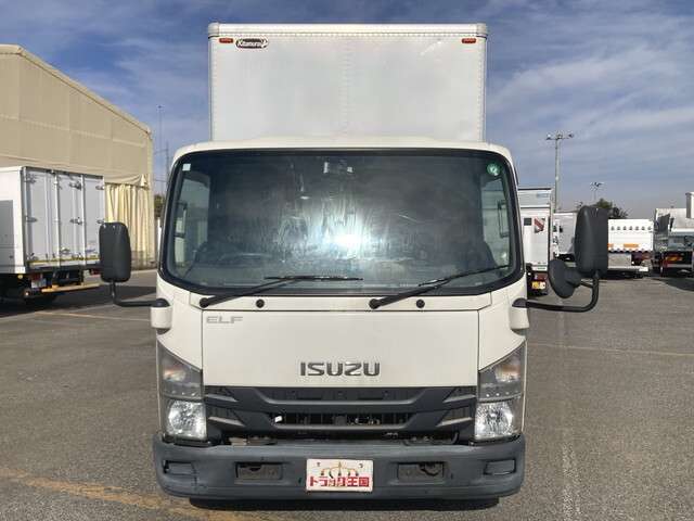 Isuzu Elf 3