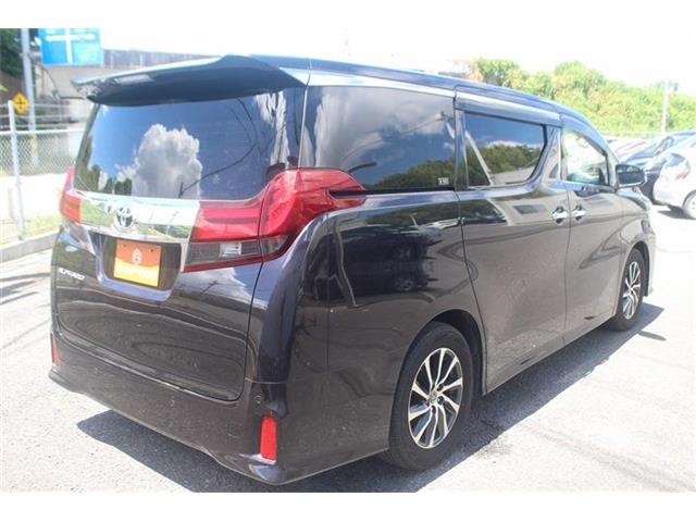 Toyota Alphard 11