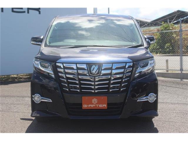 Toyota Alphard 8