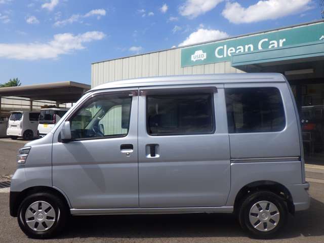 Daihatsu Hijet Cargo 7