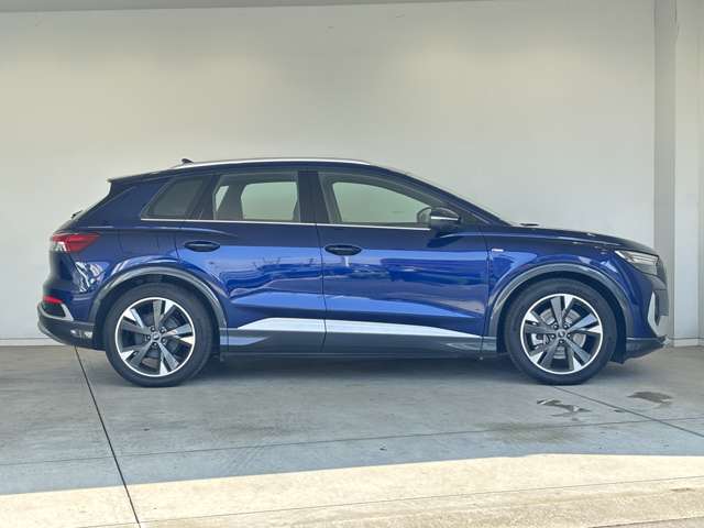 Audi Q4 e-tron 8