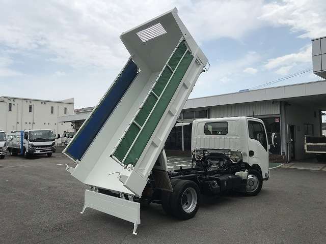 Isuzu Elf 6
