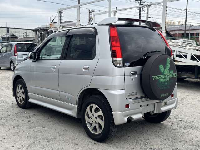 Daihatsu Terios Kid 6
