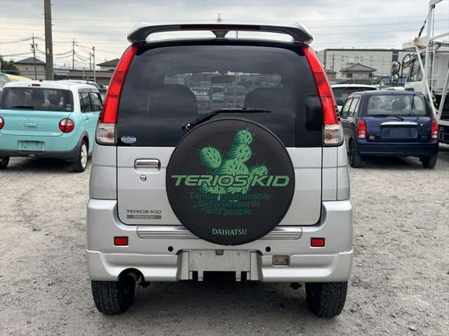 Daihatsu Terios Kid 7