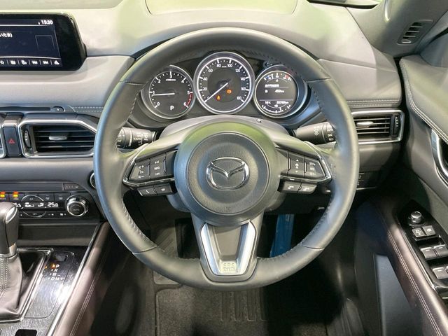 Mazda CX-8 8