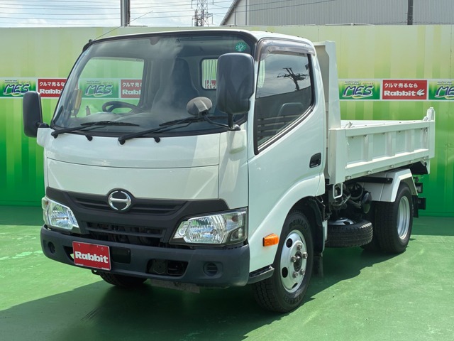 Hino Dutro 3