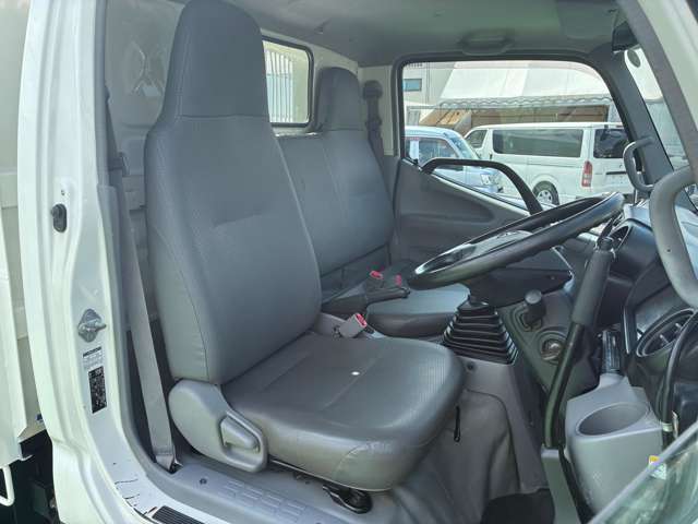 Hino Dutro 7
