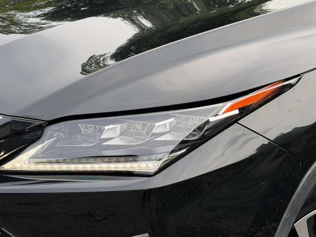 Lexus RX 8