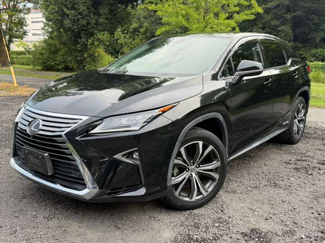 Lexus RX 9