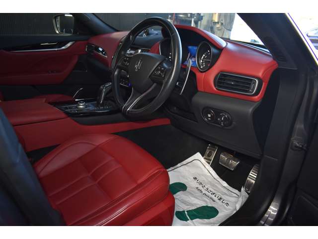 Maserati Levante 12