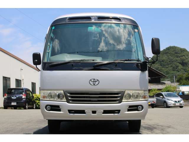 Toyota Coaster 2