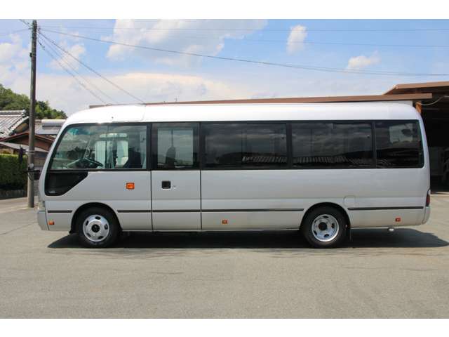 Toyota Coaster 4