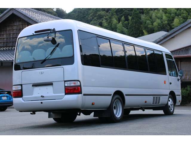 Toyota Coaster 7