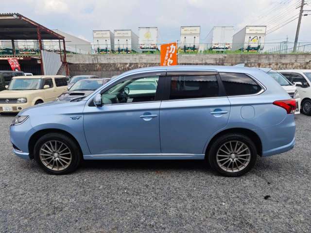 Mitsubishi Outlander PHEV 8