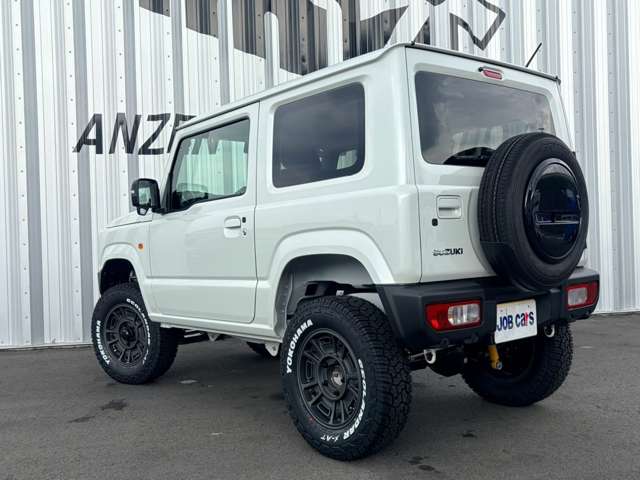 Suzuki Jimny 7