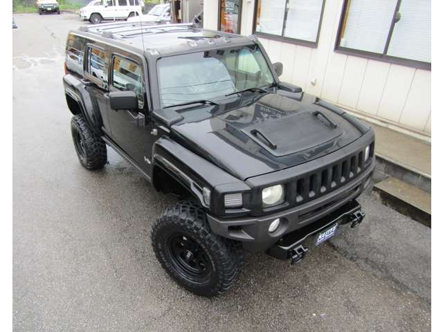 Hummer H3 2
