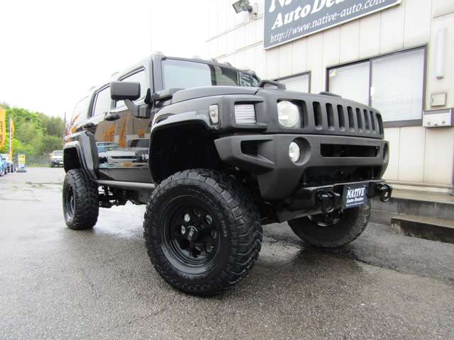 Hummer H3 8