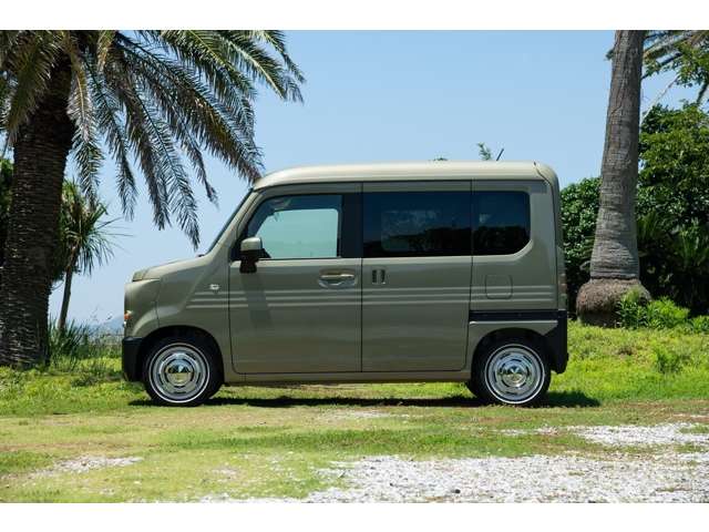 Honda N-VAN 8