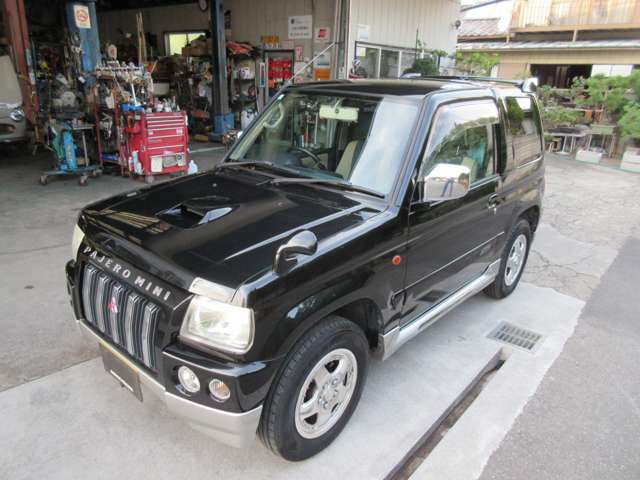 Mitsubishi Pajero Mini 4