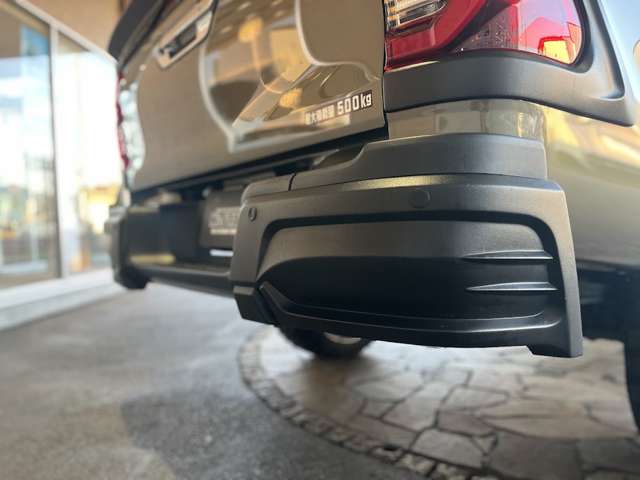 Toyota Hilux 8