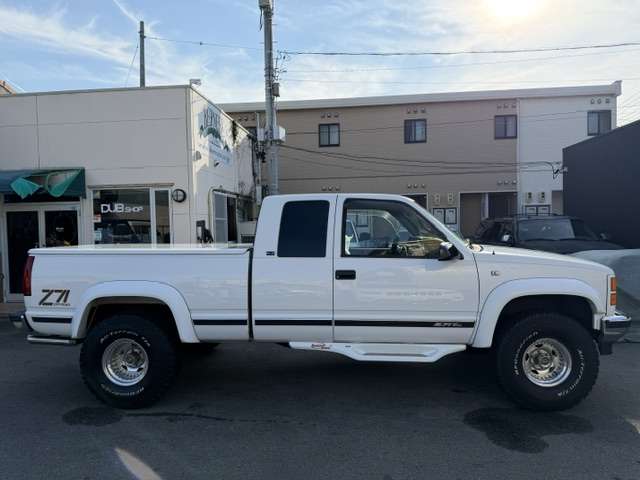 GMC Sierra 4