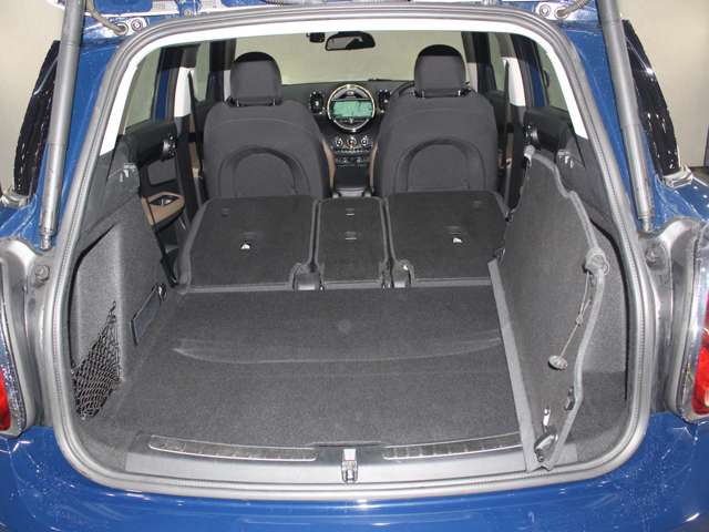 MINI Crossover 11
