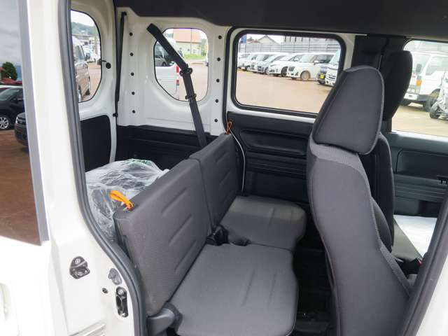 Honda N-VAN 9