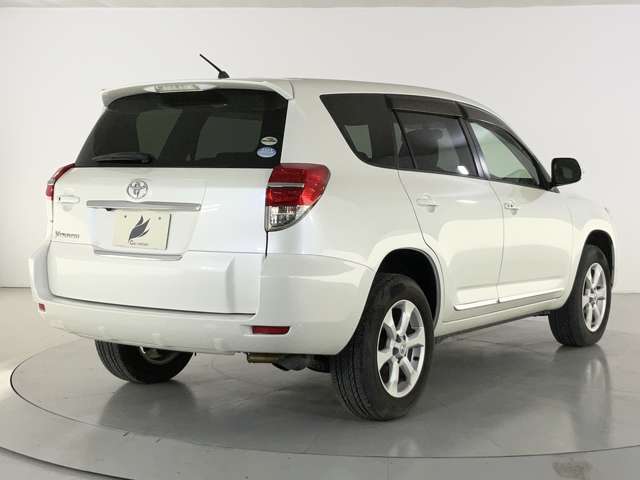 Toyota Vanguard 10