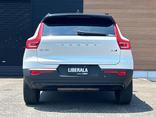 Volvo XC40 12