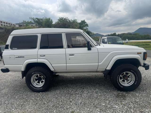 Toyota Land Cruiser 60 5