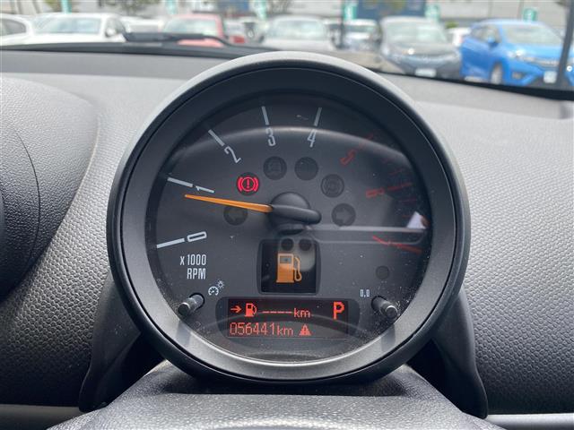 MINI Crossover 6