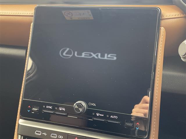 Lexus LBX 6