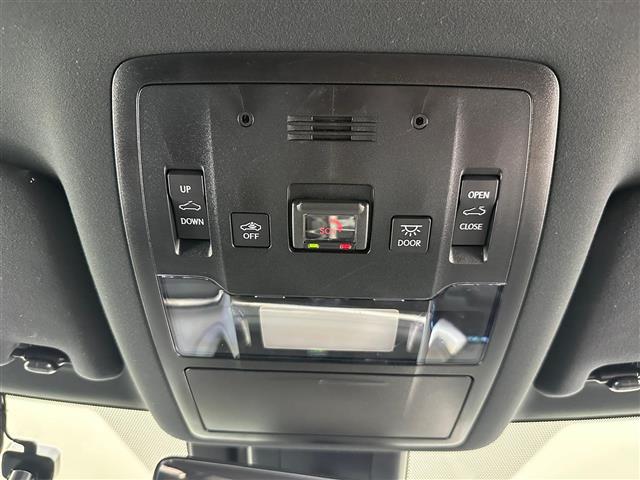 Lexus RX 8