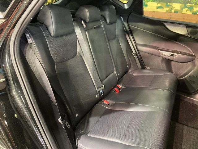 Lexus NX 9