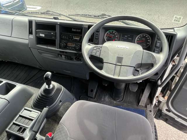 Isuzu Forward 12