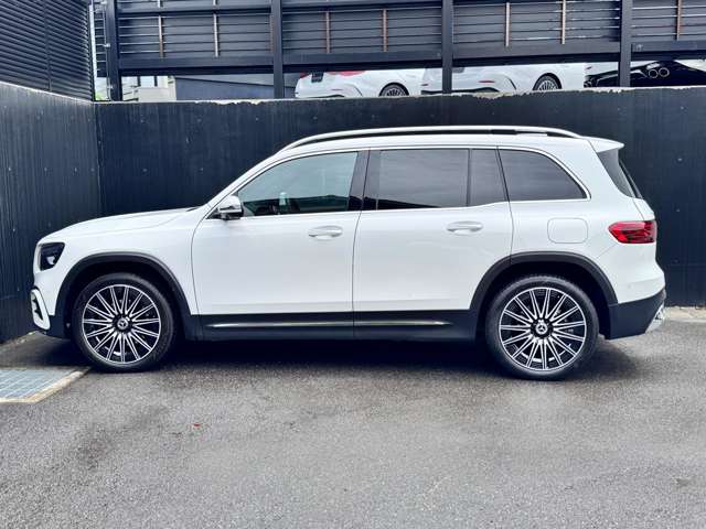 Mercedes-Benz GLB 6