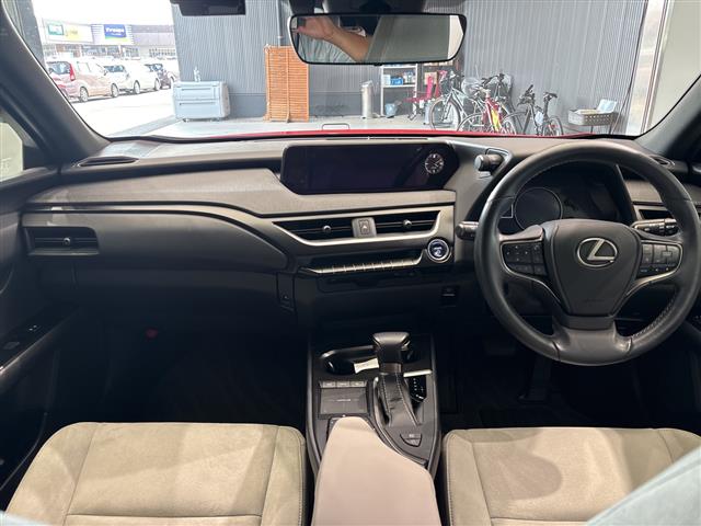 Lexus UX 2