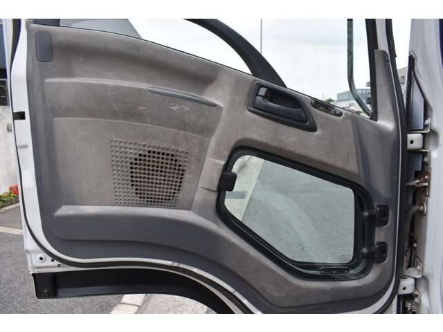 Isuzu Forward 12