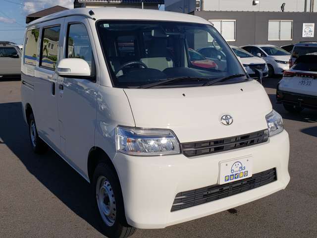 Toyota Town Ace Van 5
