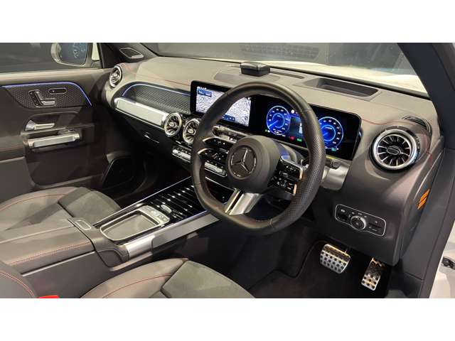 Mercedes-Benz EQB 6
