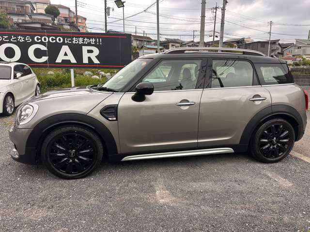 MINI Crossover 7