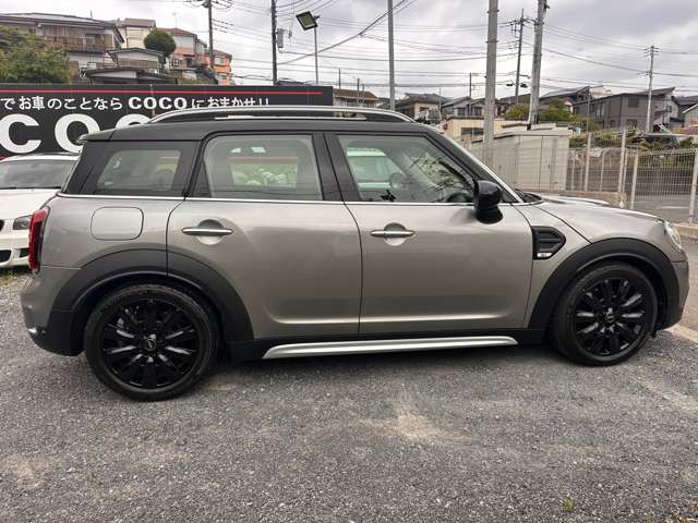 MINI Crossover 8