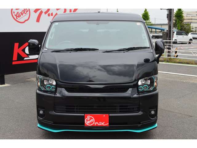 Toyota Hiace 12
