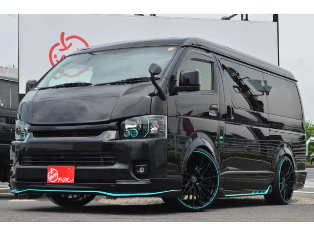 Toyota Hiace 6