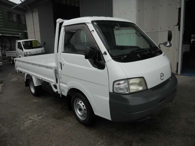 Mazda Bongo Truck 2