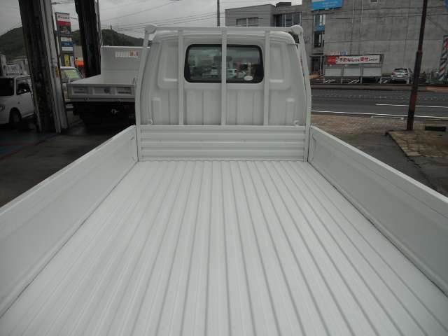 Mazda Bongo Truck 10