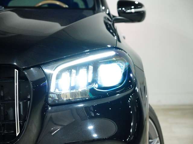Mercedes-Benz GLS 10